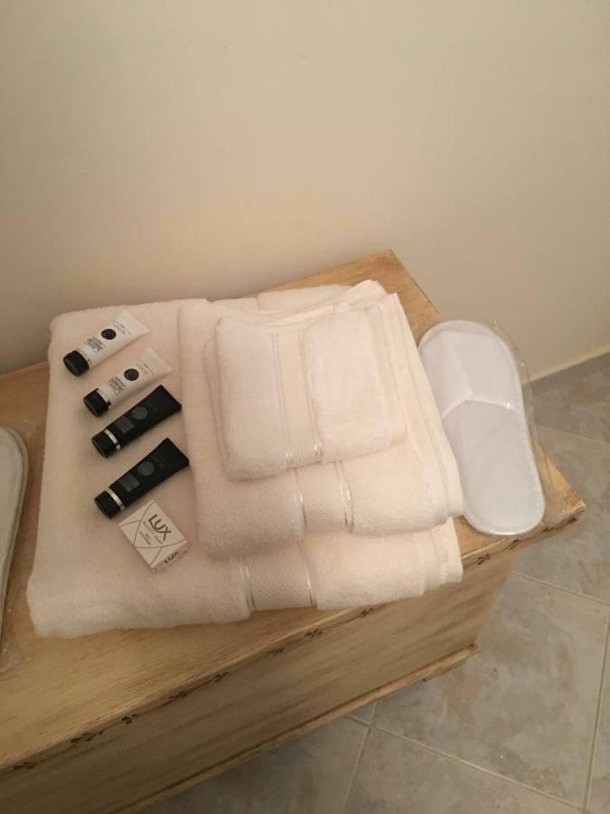 Quiet Apartment Overlooking The Swimming Pool アルマカオ・デ・ペラ エクステリア 写真