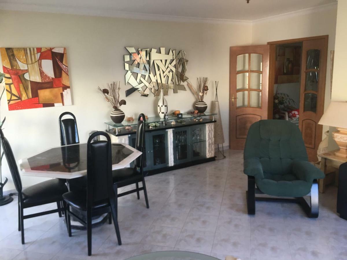Quiet Apartment Overlooking The Swimming Pool アルマカオ・デ・ペラ エクステリア 写真