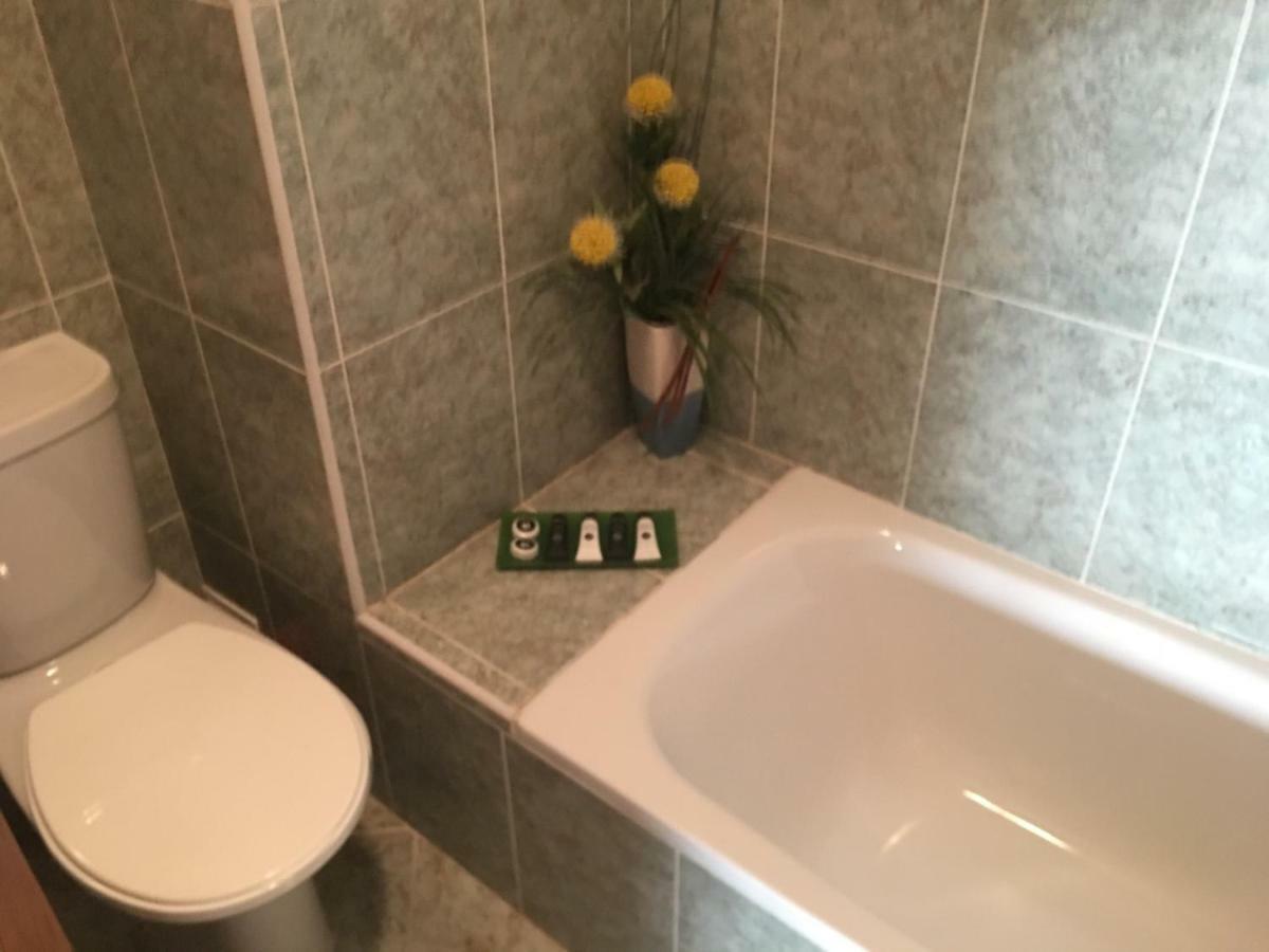 Quiet Apartment Overlooking The Swimming Pool アルマカオ・デ・ペラ エクステリア 写真