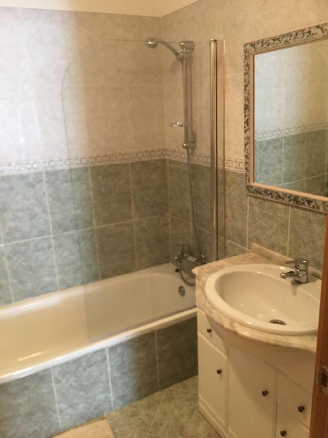 Quiet Apartment Overlooking The Swimming Pool アルマカオ・デ・ペラ エクステリア 写真